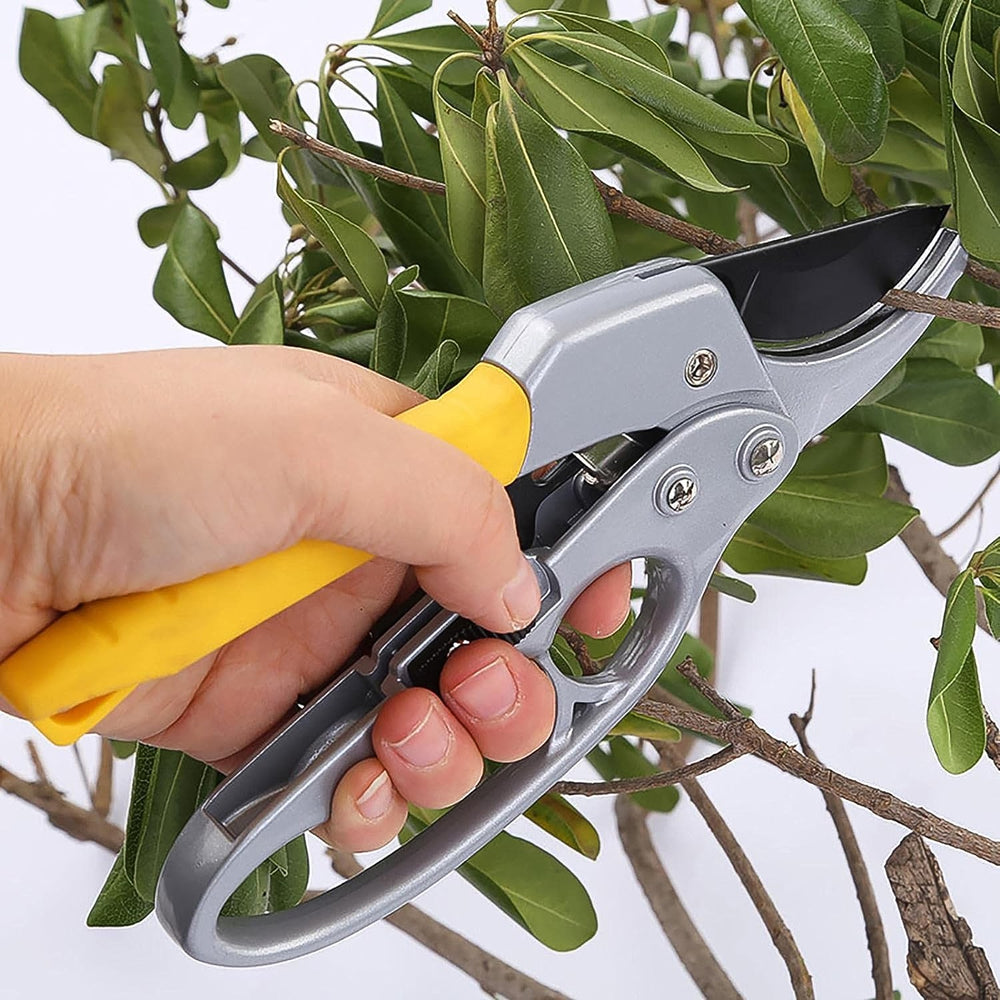 Pruning Shears – Ergonomic Ratchet Gardening Tool for Precise Cuts