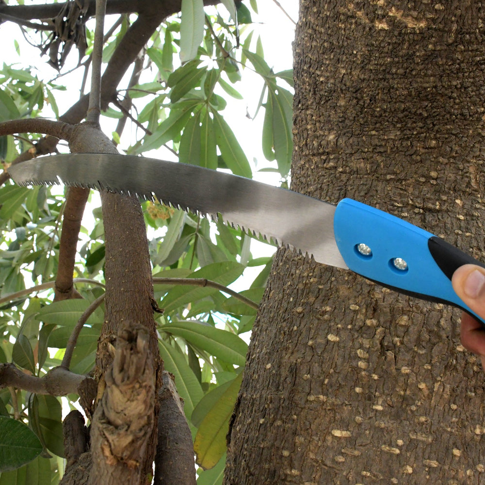 Pruning Saw – 20-Inch High Carbon Steel, Sharp Teeth | Grow Garden Tools